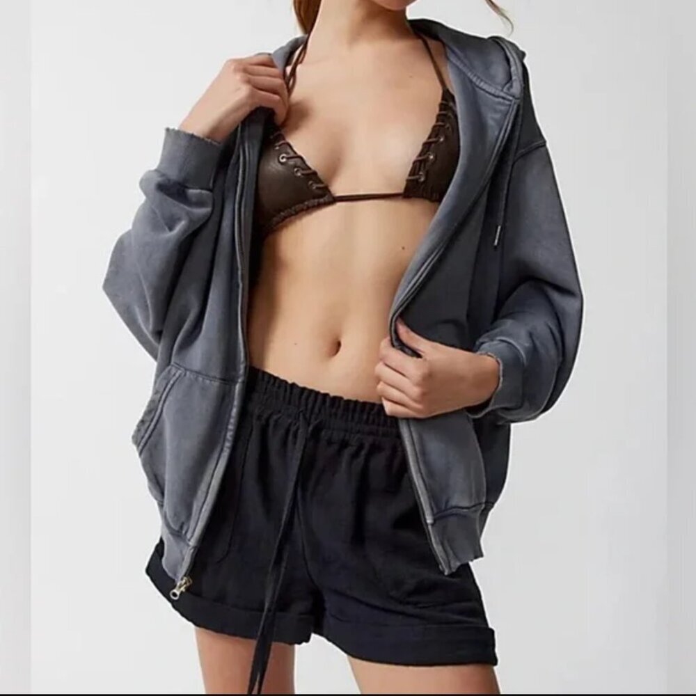 Urban Outfitters Mya Linen Short in Black and Size Medium